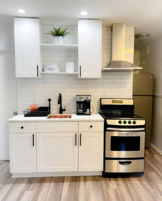 Sparkling Guest Home 2 Bedroom-15 Minutes To Clearwater Beach Dış mekan fotoğraf