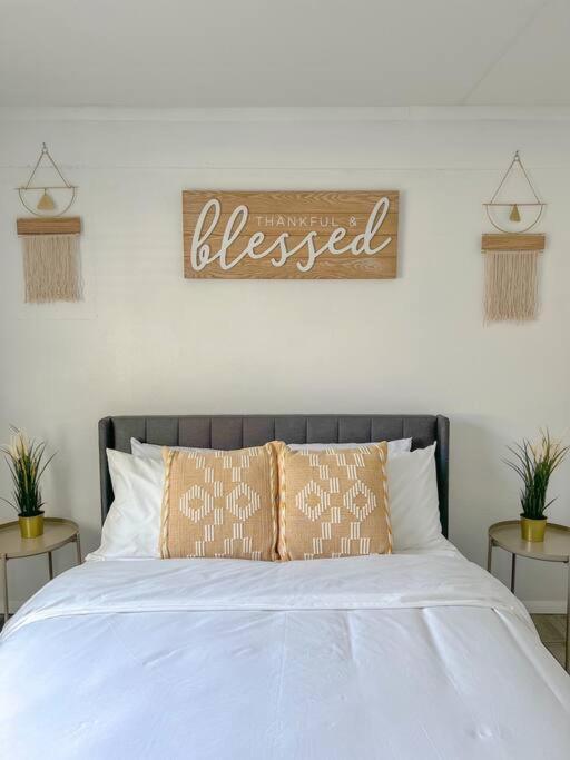 Sparkling Guest Home 2 Bedroom-15 Minutes To Clearwater Beach Dış mekan fotoğraf